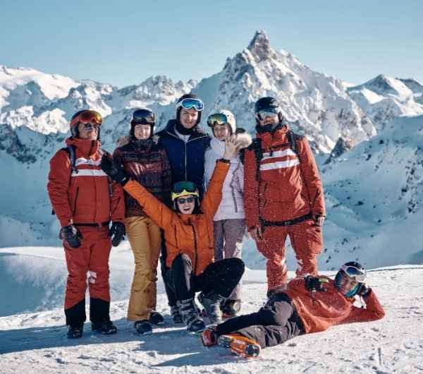How to organise a group ski trip